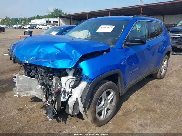 3C4NJDBN0PT538312 2023 JEEP COMPASS - Image 2