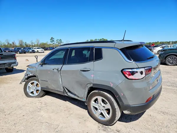 3C4NJDBN0PT551478 2023 JEEP COMPASS - Image 2