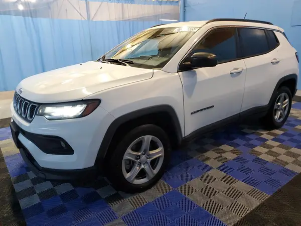 3C4NJDBN0PT553621 2023 JEEP COMPASS - Image 1