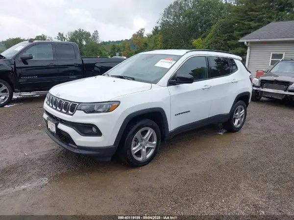 3C4NJDBN0PT561959 2023 JEEP COMPASS - Image 2
