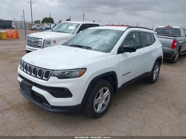 3C4NJDBN0PT571309 2023 JEEP COMPASS - Image 2