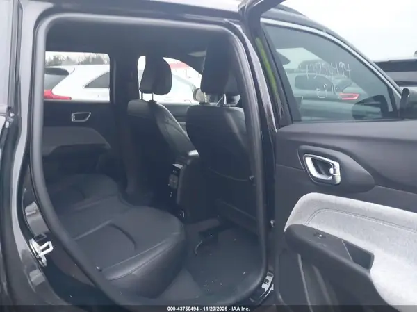 3C4NJDBN0RT103955 2024 JEEP COMPASS - Image 8