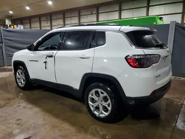3C4NJDBN0RT109769 2024 JEEP COMPASS - Image 2