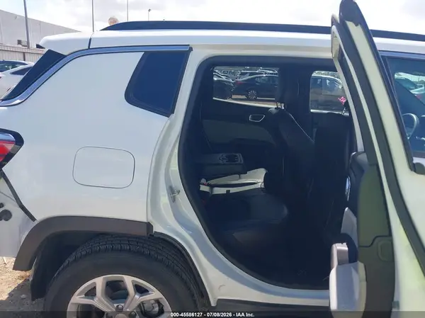 3C4NJDBN0RT110484 2024 JEEP COMPASS - Image 8