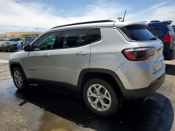 3C4NJDBN0RT115636 2024 JEEP COMPASS - Image 2