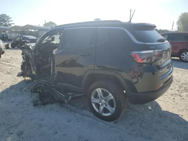 3C4NJDBN0RT115667 2024 JEEP COMPASS - Image 2