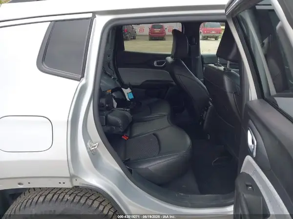 3C4NJDBN0RT117919 2024 JEEP COMPASS - Image 8