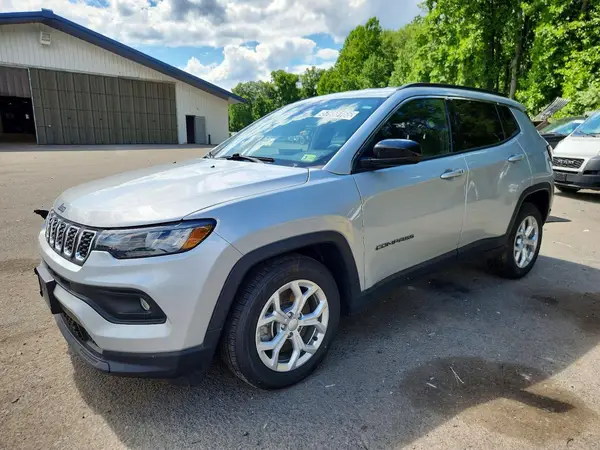 3C4NJDBN0RT124501 2024 JEEP COMPASS - Image 1