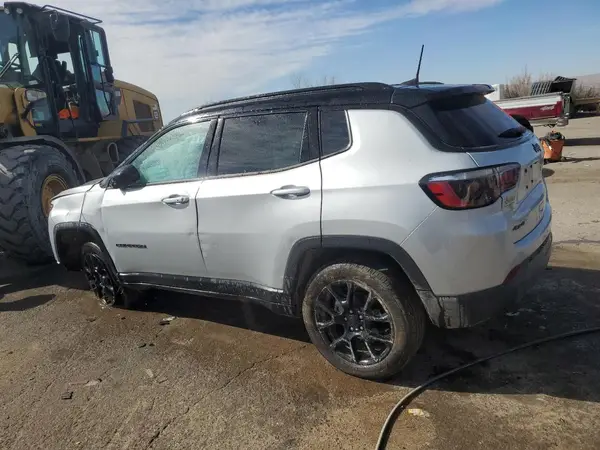 3C4NJDBN0RT129861 2024 JEEP COMPASS - Image 2