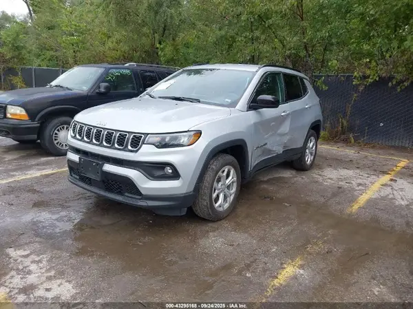 3C4NJDBN0RT132677 2024 JEEP COMPASS - Image 2