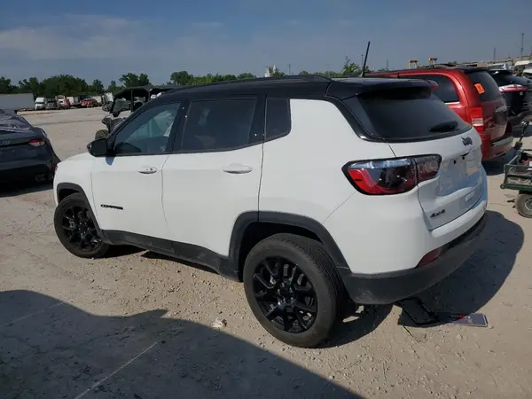 3C4NJDBN0RT142156 2024 JEEP COMPASS - Image 2