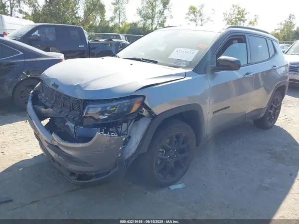 3C4NJDBN0RT581406 2024 JEEP COMPASS - Image 2
