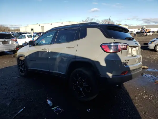 3C4NJDBN0RT603212 2024 JEEP COMPASS - Image 2