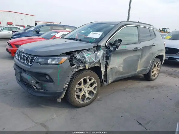 3C4NJDBN0RT607678 2024 JEEP COMPASS - Image 2