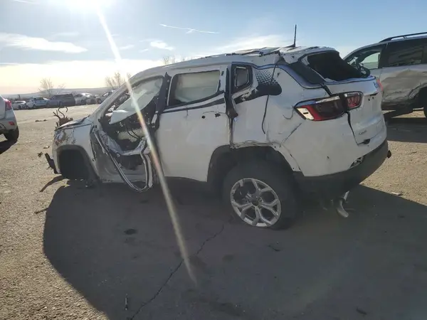 3C4NJDBN0ST528484 2025 JEEP COMPASS - Image 2