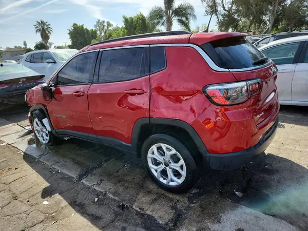 3C4NJDBN0ST547326 2025 JEEP COMPASS - Image 2