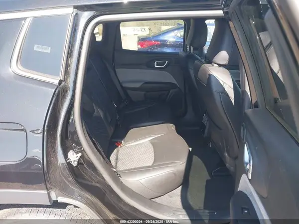 3C4NJDBN0ST549013 2025 JEEP COMPASS - Image 8