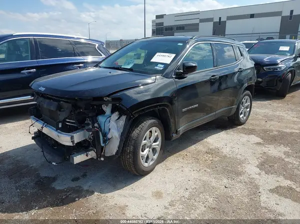 3C4NJDBN0ST575630 2025 JEEP COMPASS - Image 2