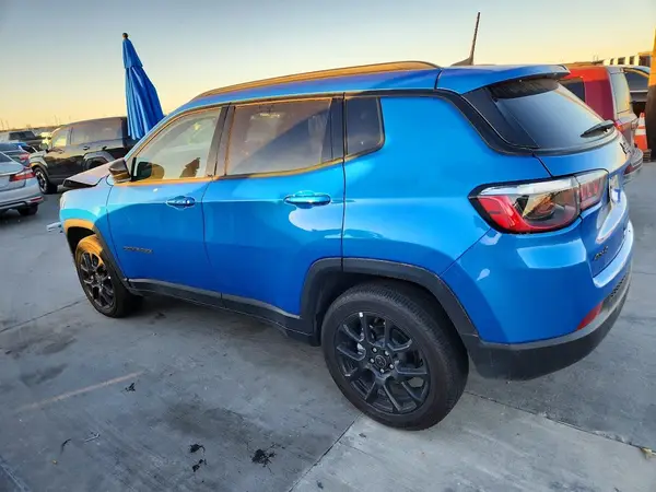 3C4NJDBN0ST575885 2025 JEEP COMPASS - Image 2