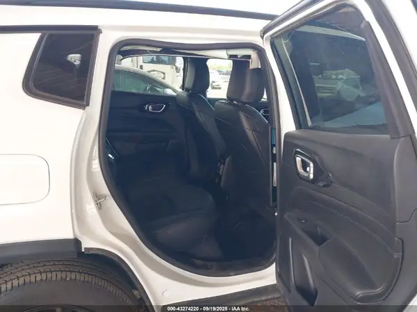 3C4NJDBN0ST592217 2025 JEEP COMPASS - Image 8