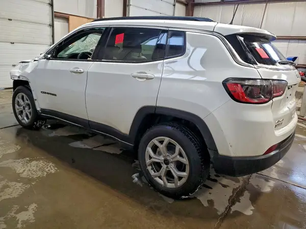 3C4NJDBN0ST599135 2025 JEEP COMPASS - Image 2
