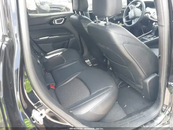3C4NJDBN0ST607086 2025 JEEP COMPASS - Image 8