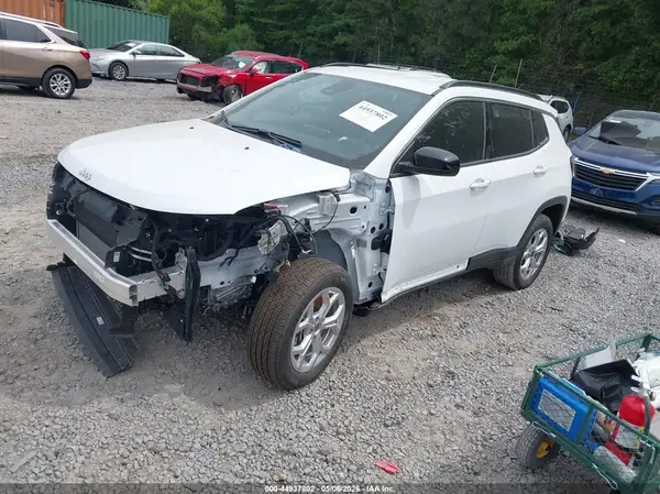 3C4NJDBN0ST608318 2025 JEEP COMPASS - Image 2