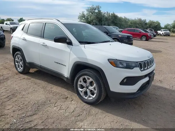 3C4NJDBN0ST617374 2025 JEEP COMPASS - Image 1