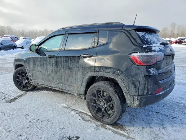 3C4NJDBN0ST618685 2025 JEEP COMPASS - Image 2