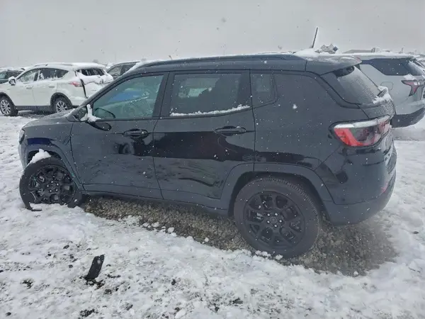 3C4NJDBN0TT158798 2026 JEEP COMPASS - Image 2