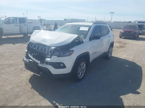 3C4NJDBN0TT189663 2026 JEEP COMPASS - Image 2