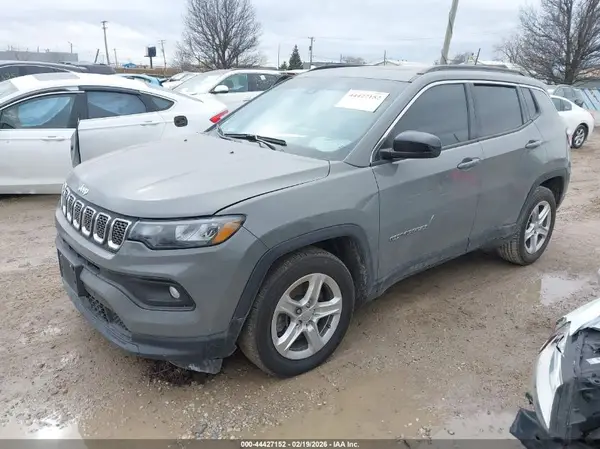 3C4NJDBN1PT503942 2023 JEEP COMPASS - Image 2