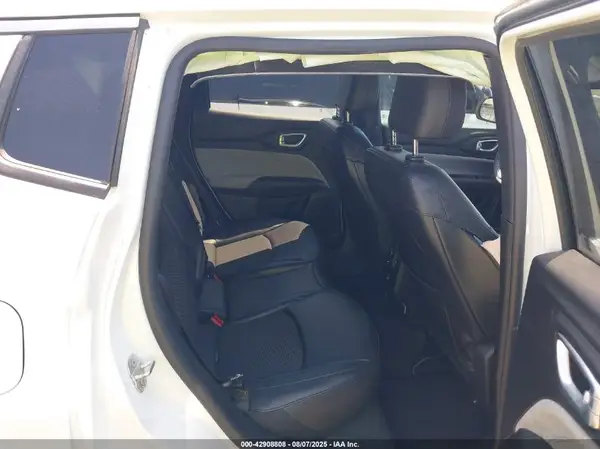 3C4NJDBN1PT505044 2023 JEEP COMPASS - Image 8