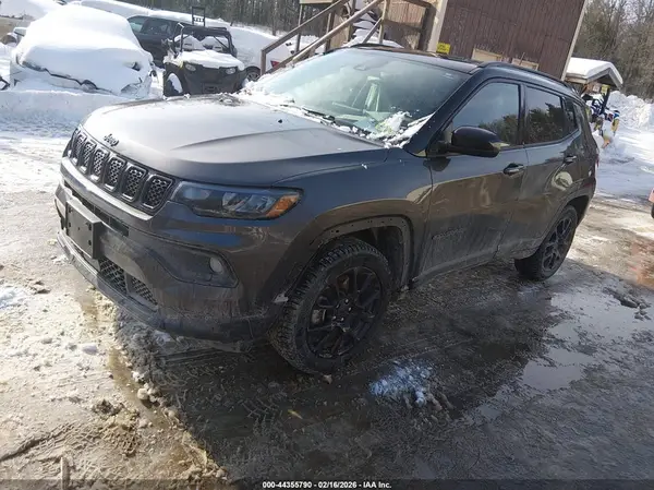 3C4NJDBN1PT517999 2023 JEEP COMPASS - Image 2