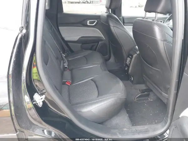 3C4NJDBN1PT520479 2023 JEEP COMPASS - Image 8