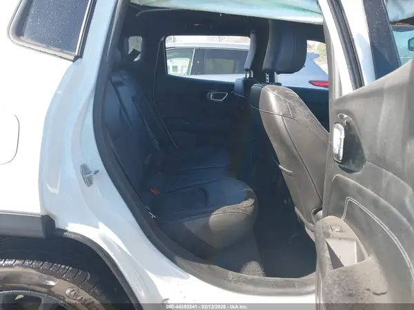 3C4NJDBN1PT530221 2023 JEEP COMPASS - Image 8