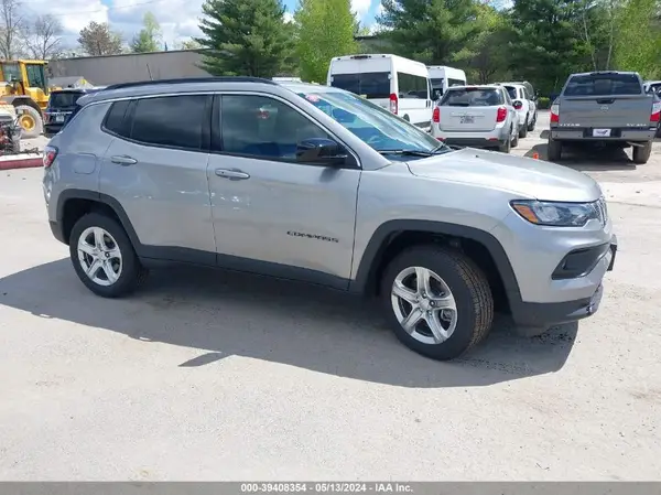 3C4NJDBN1PT530378 2023 JEEP COMPASS - Image 1