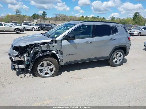 3C4NJDBN1PT530378 2023 JEEP COMPASS - Image 2