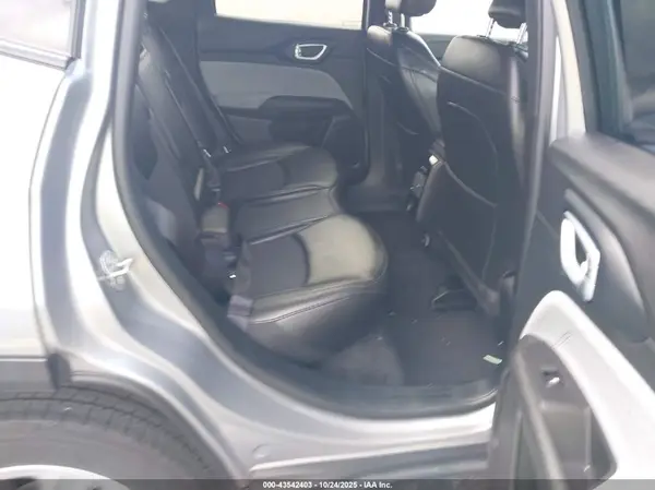 3C4NJDBN1PT541865 2023 JEEP COMPASS - Image 8