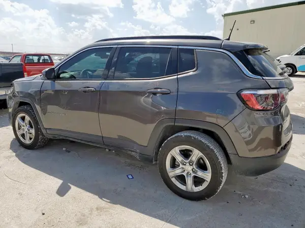 3C4NJDBN1PT548167 2023 JEEP COMPASS - Image 2