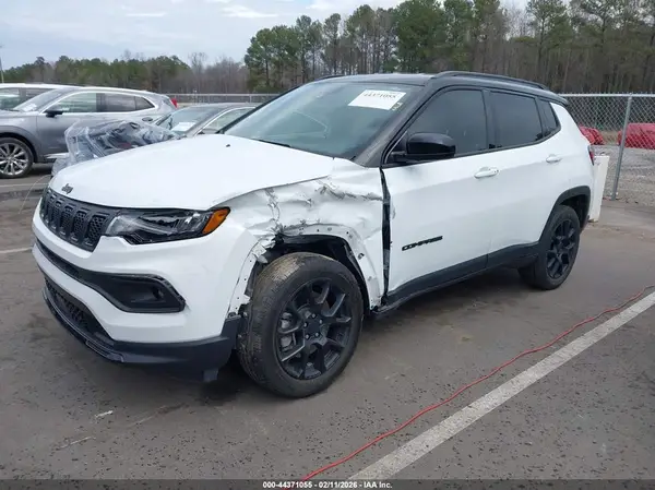 3C4NJDBN1PT551750 2023 JEEP COMPASS - Image 2