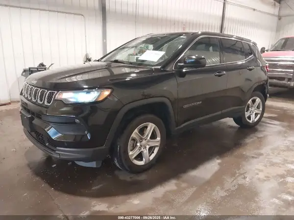 3C4NJDBN1PT558763 2023 JEEP COMPASS - Image 2