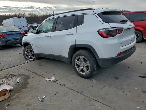 3C4NJDBN1PT561744 2023 JEEP COMPASS - Image 2