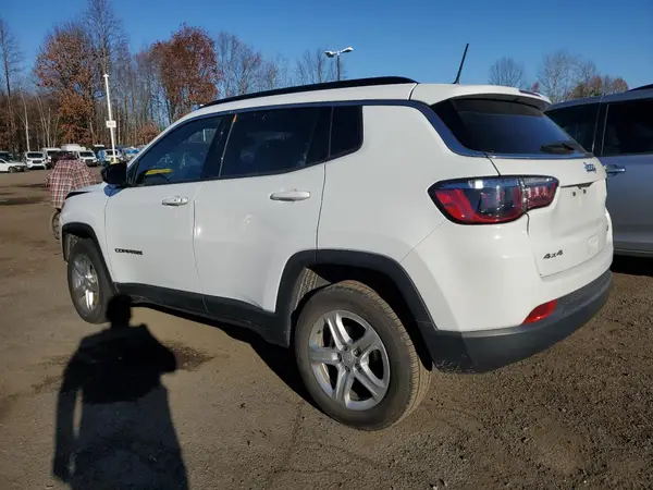 3C4NJDBN1PT562103 2023 JEEP COMPASS - Image 2