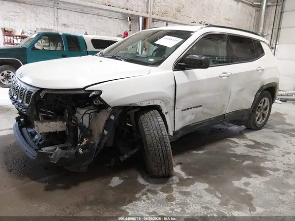 3C4NJDBN1RT100823 2024 JEEP COMPASS - Image 2