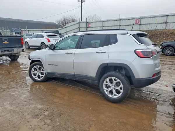 3C4NJDBN1RT107254 2024 JEEP COMPASS - Image 2