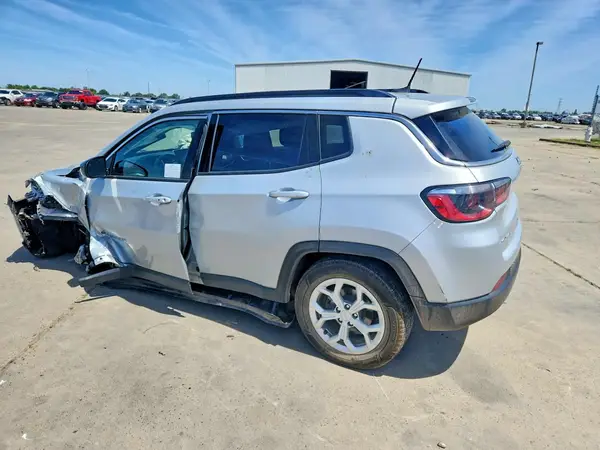 3C4NJDBN1RT109473 2024 JEEP COMPASS - Image 2