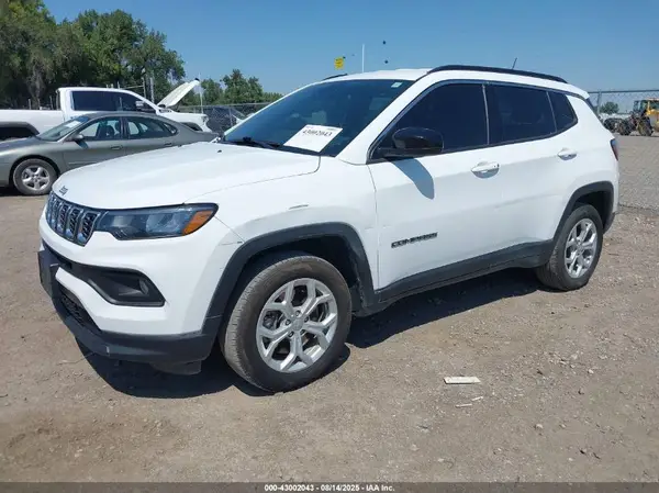 3C4NJDBN1RT111899 2024 JEEP COMPASS - Image 2
