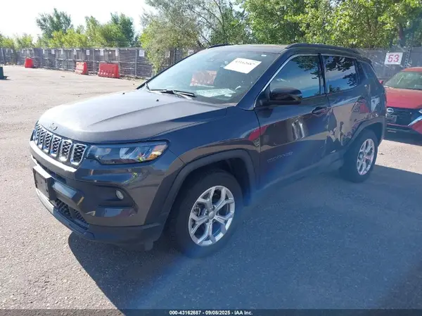 3C4NJDBN1RT116942 2024 JEEP COMPASS - Image 2