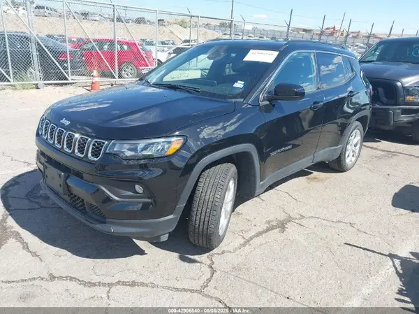 3C4NJDBN1RT117167 2024 JEEP COMPASS - Image 2